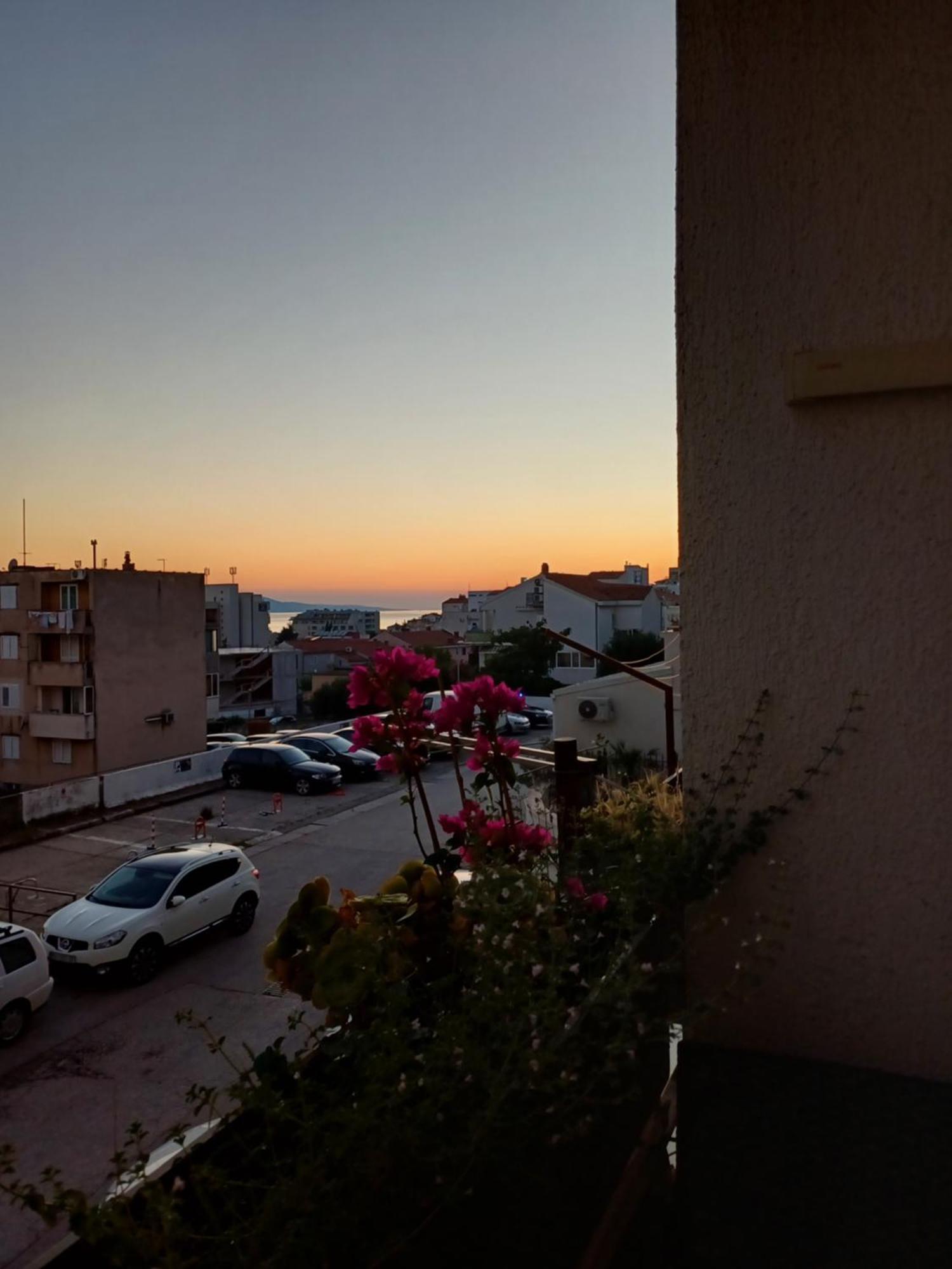 Apartment Lukas Galileo Izuzetan Makarska Esterno foto